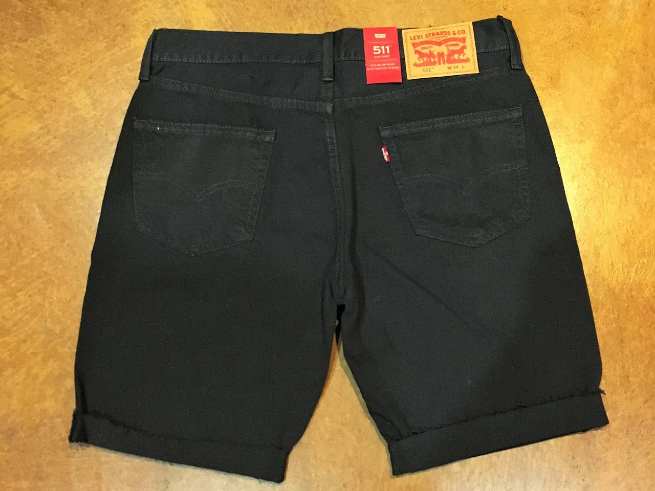 365550172 Levi's Premium 511 Slim Fit Cut-Off Shorts Jung Black