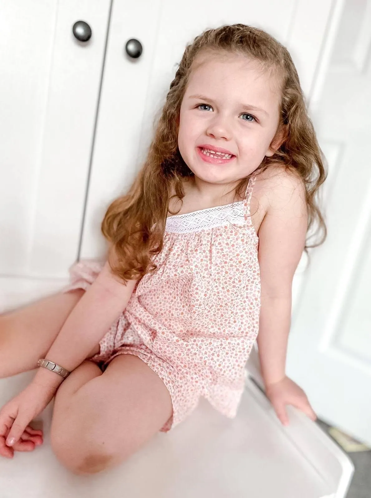 Ditsy Floral Tie Strap Blouse & Shorts