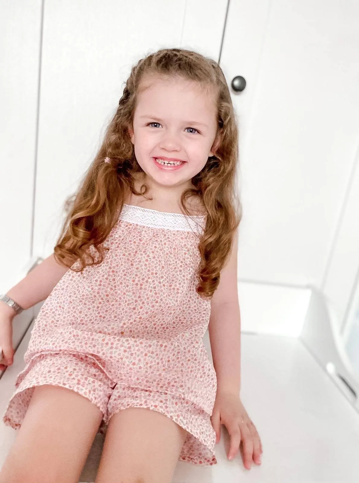 Ditsy Floral Tie Strap Blouse & Shorts