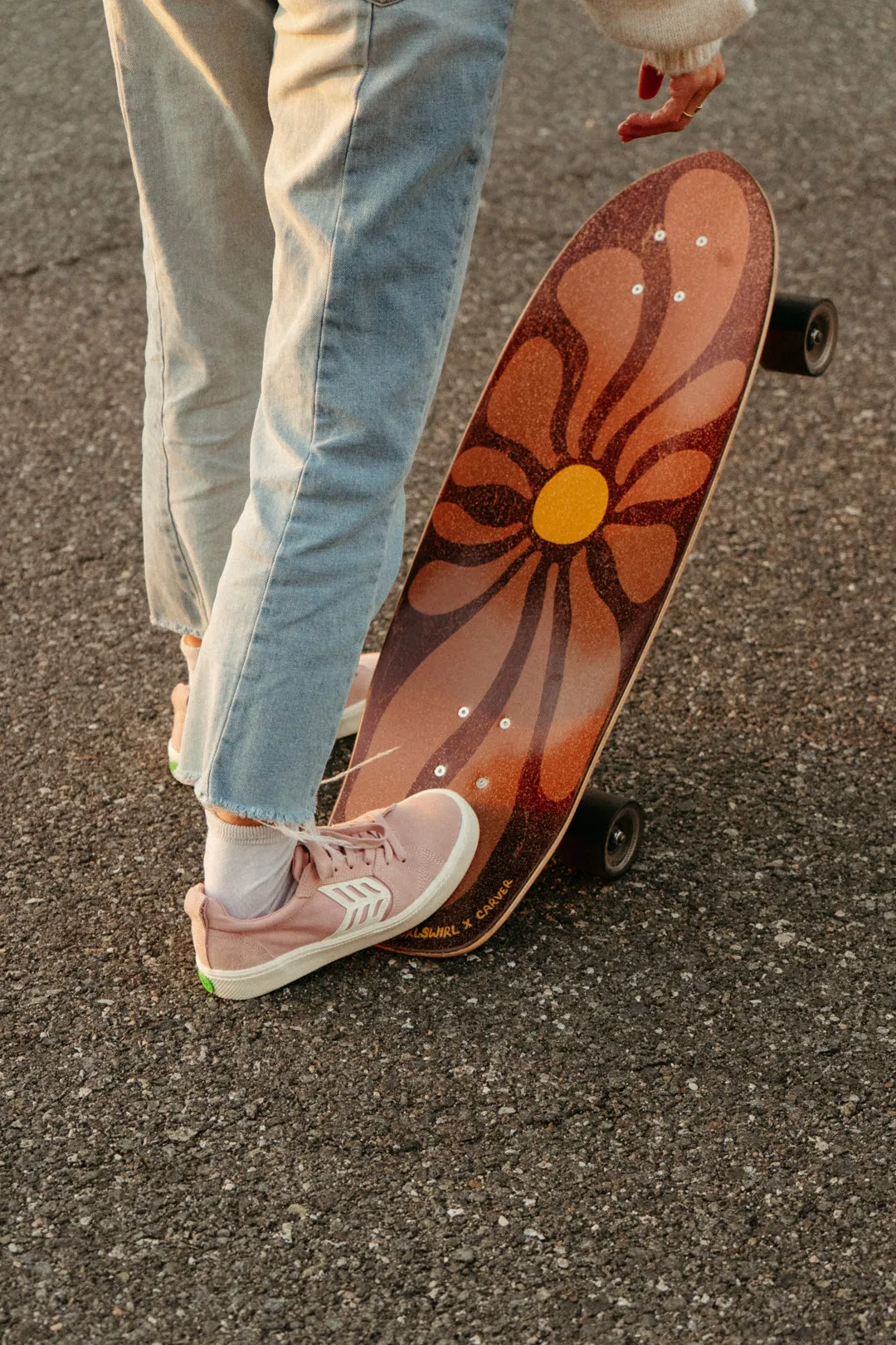 FlowerSwirl Carver Board
