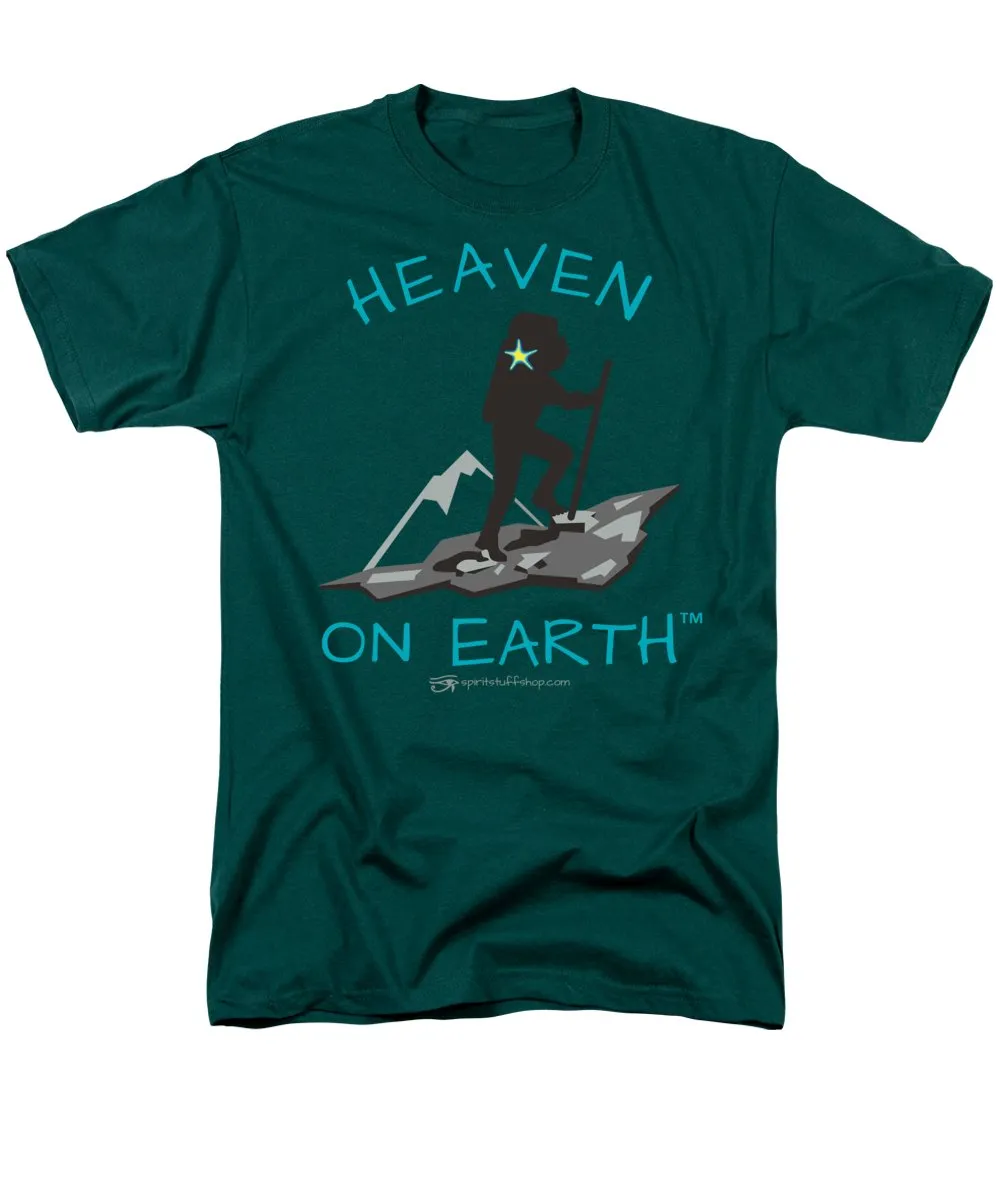 Hiker Heaven On Earth - Men's T-Shirt  (Regular Fit)