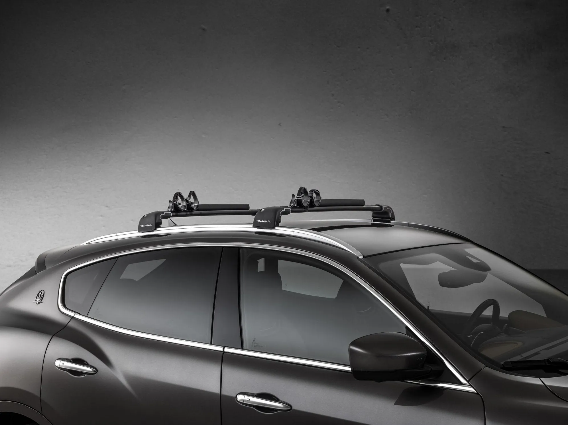 Maserati Levante Surfboard & Windsurfer Carrier