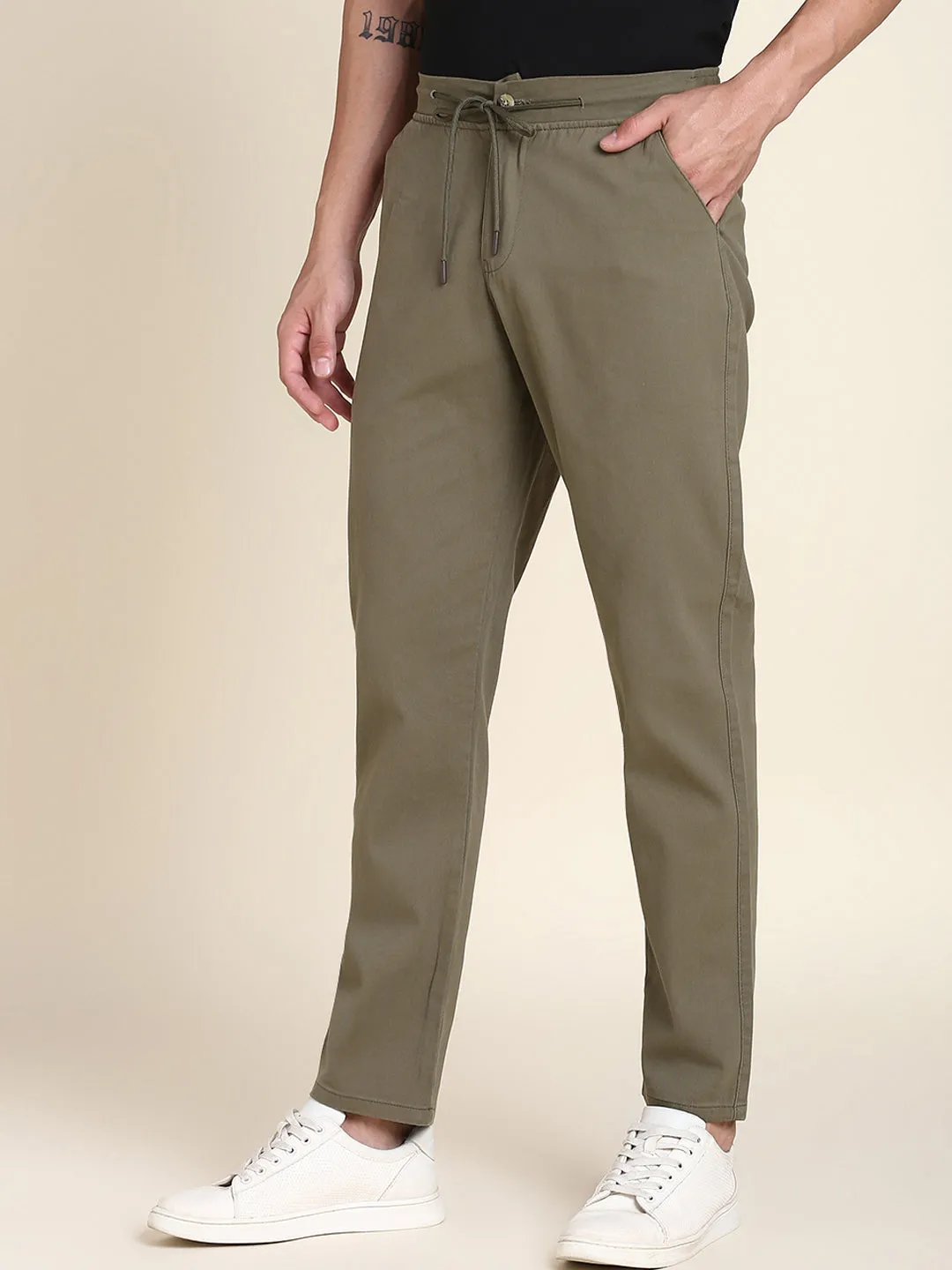 Men's Light Olive Solid Chino
