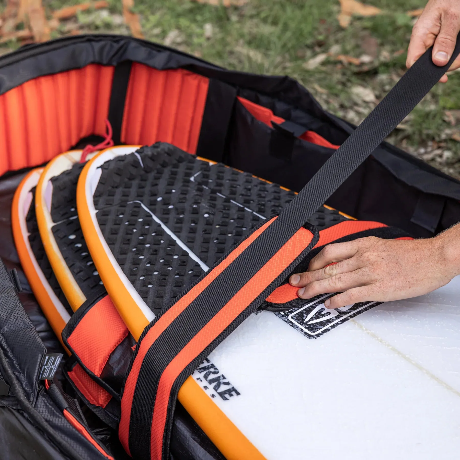 Ocean & Earth Apex FS Travel Cover - 3 Board - Black - 7'0"