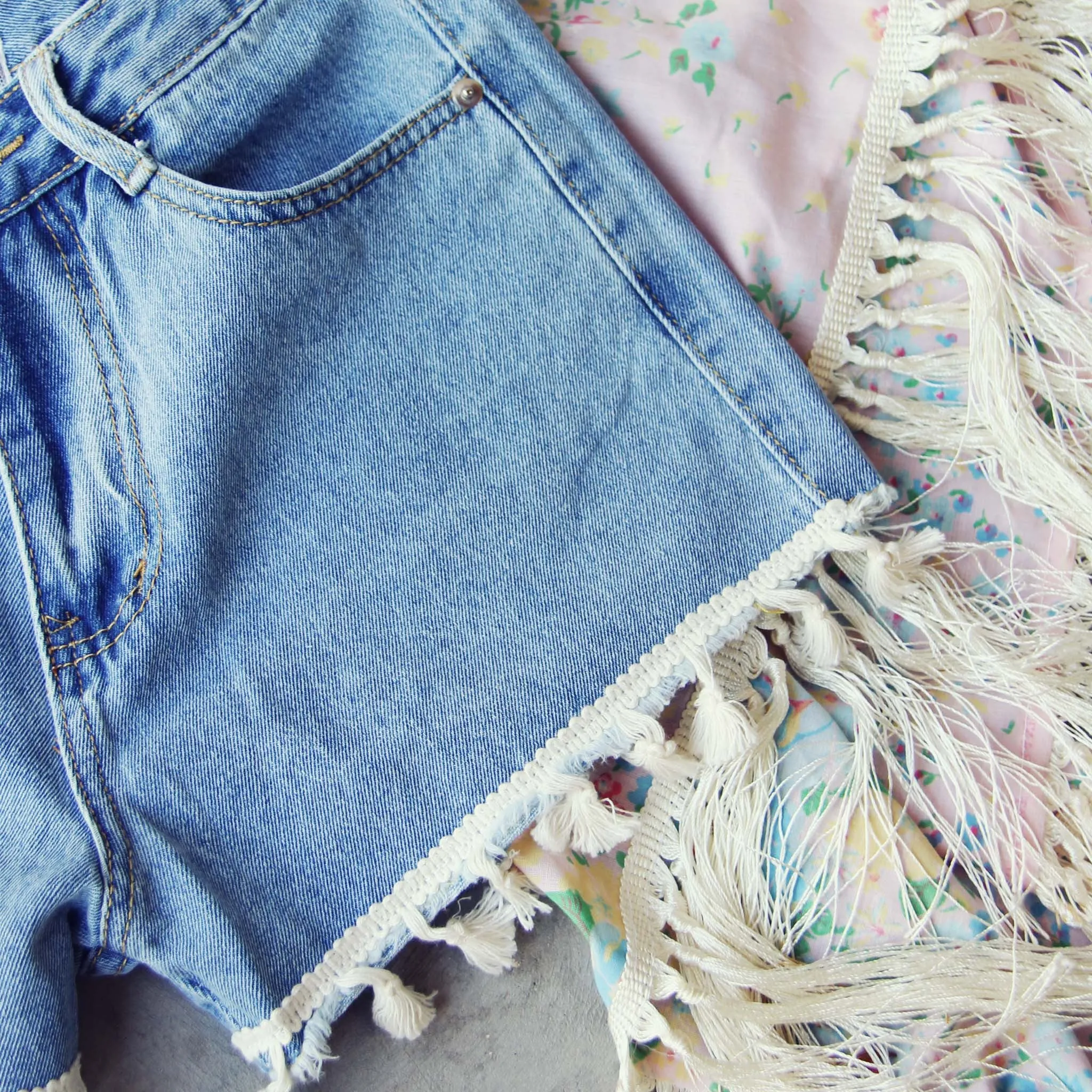 Spool Tassel Shorts