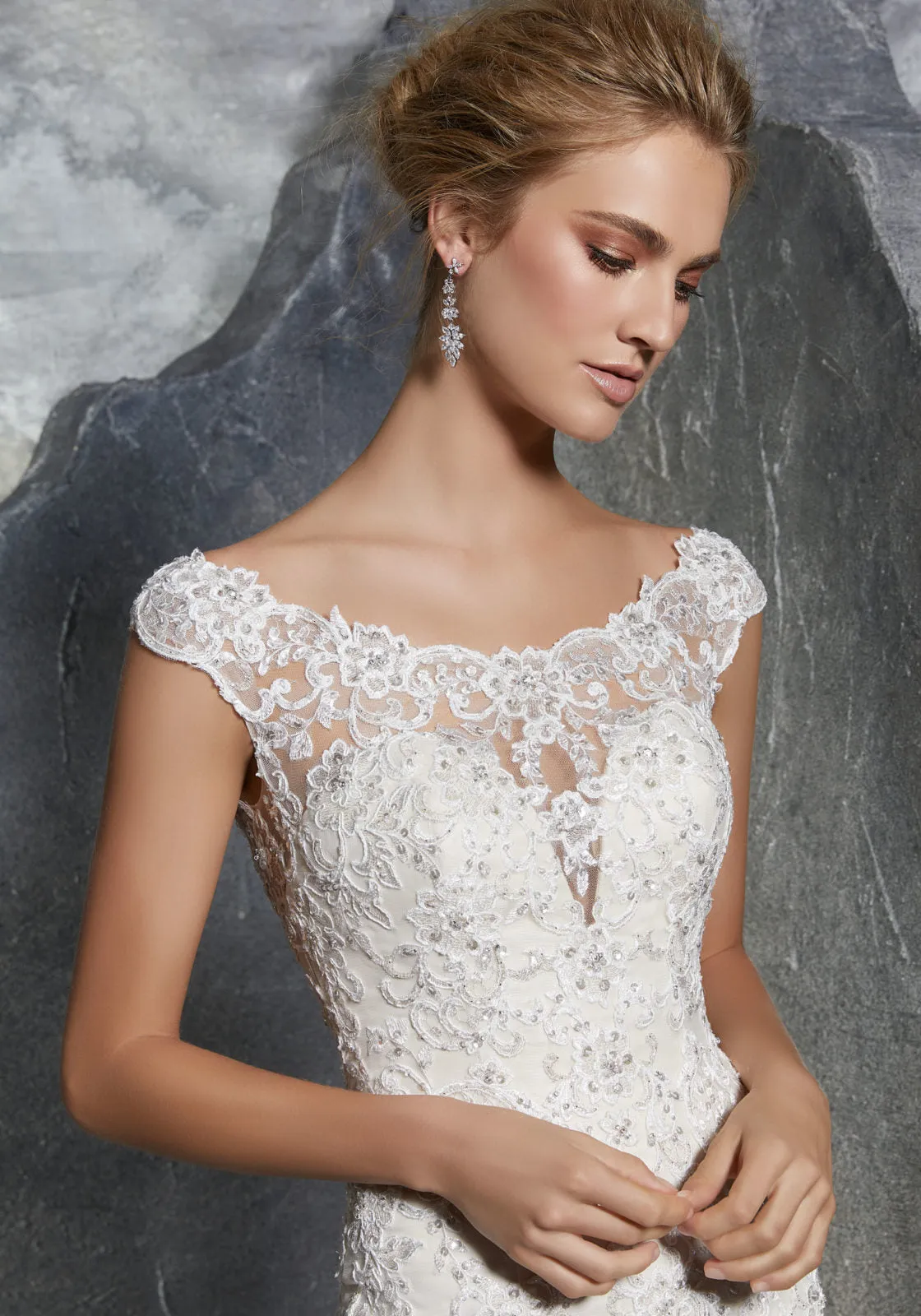 Style 8219