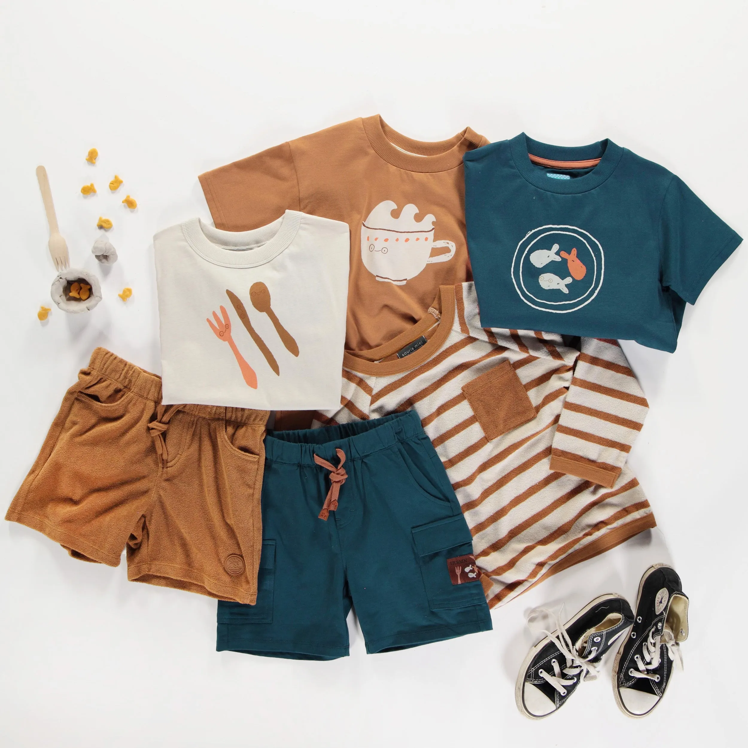 T-shirt ivoire à manches courtes en coton, enfant || Ivory short-sleeved t-shirt in cotton, child