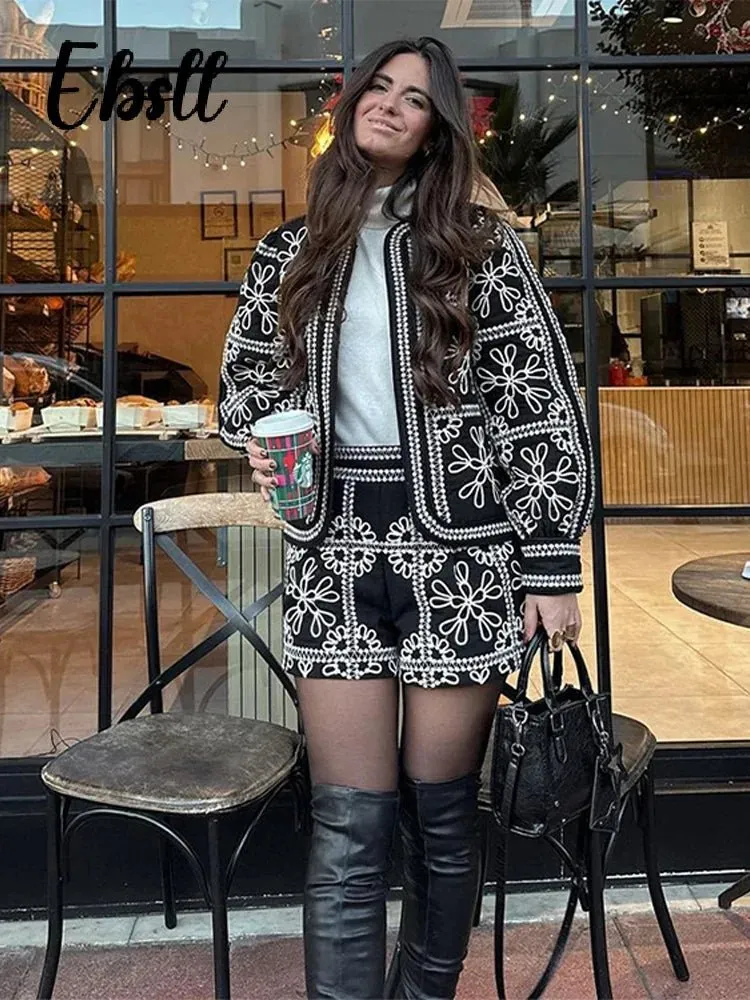 Two-Piece Embroidered Jacket and Shorts Set – Black and White Floral Pattern O-Neck Lantern Sleeve Coat High Waist Short Pants