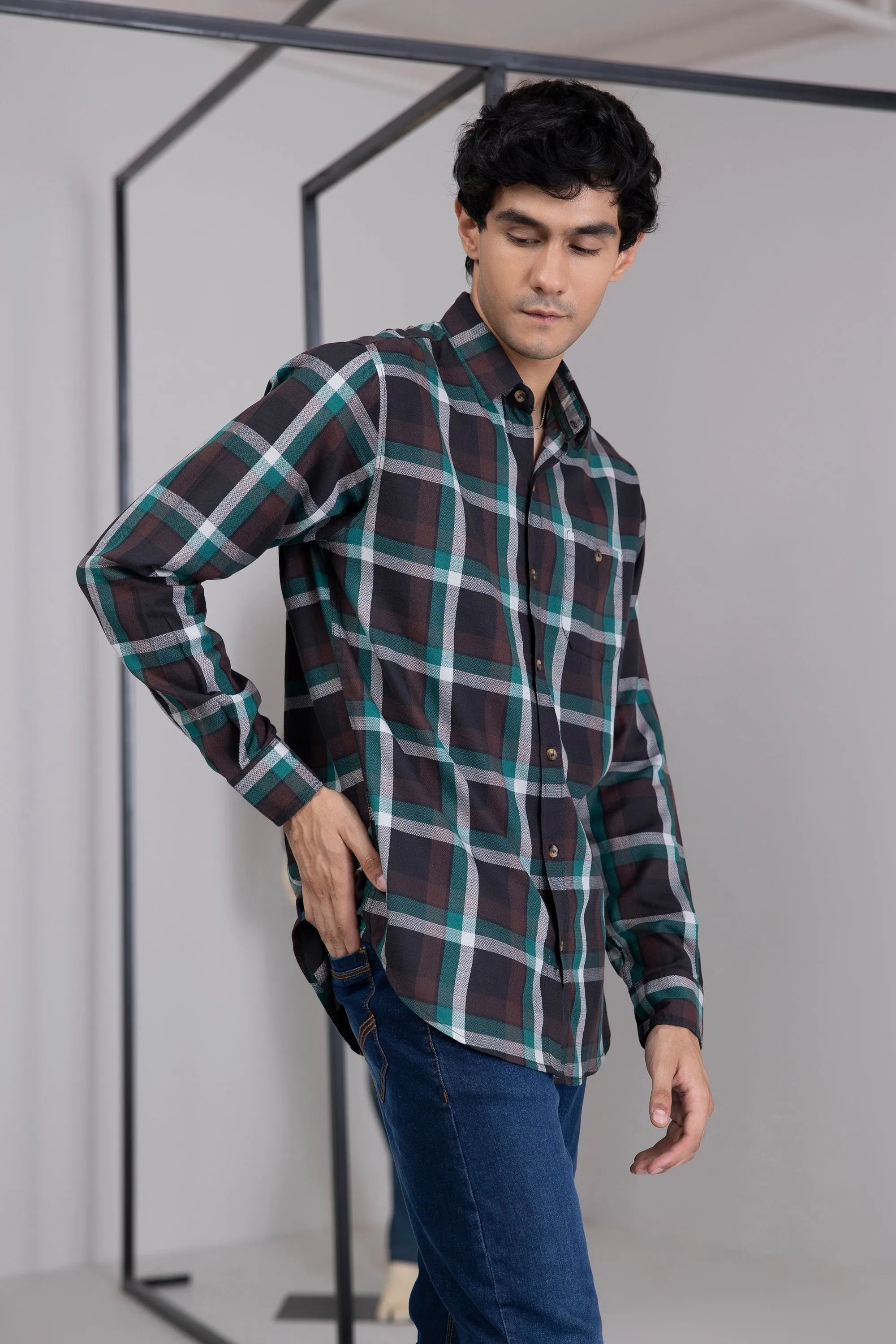 Wide Checkered Shirt